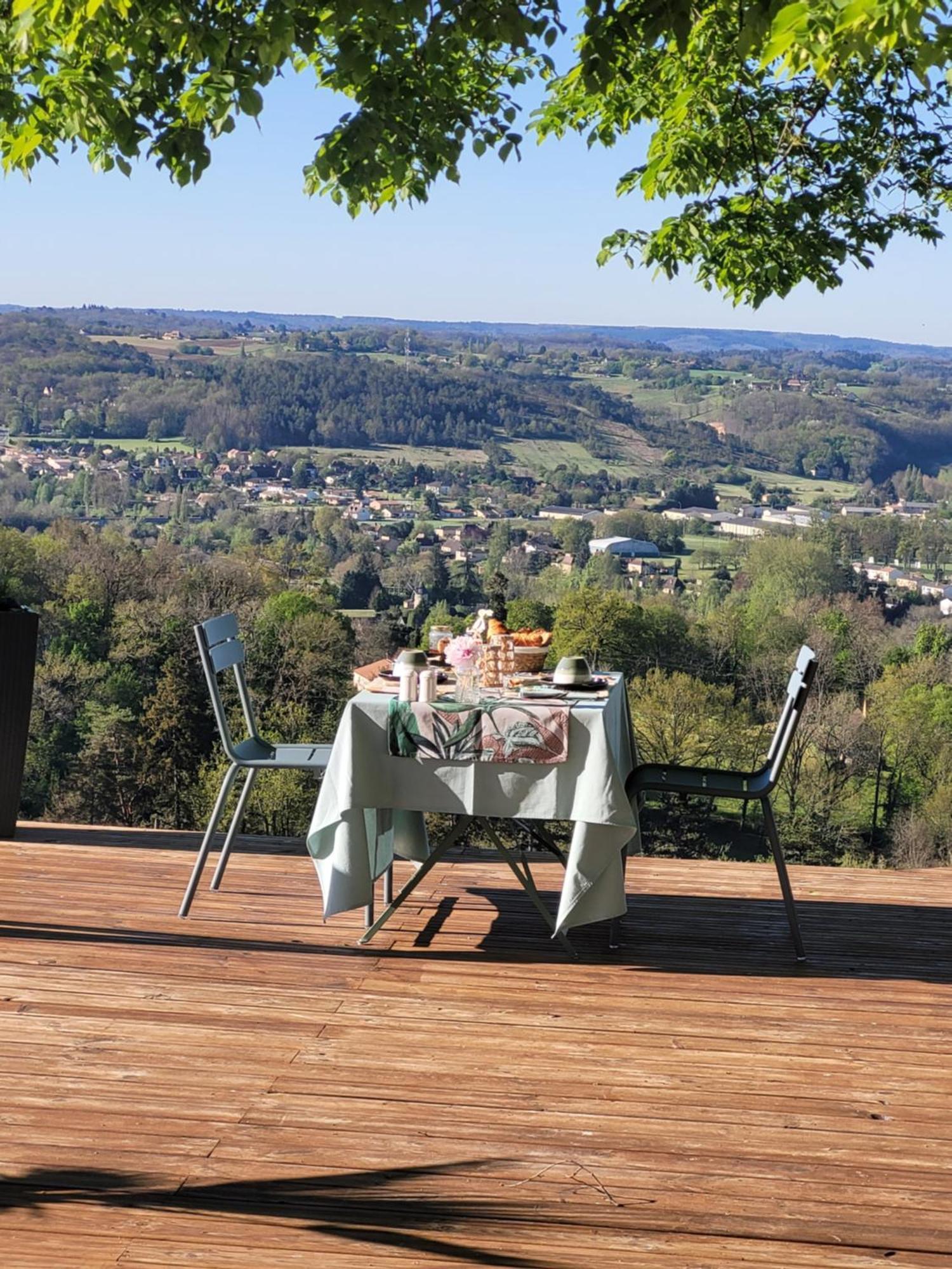 Le Clos Des Etoiles B&B Le Bugue Bagian luar foto